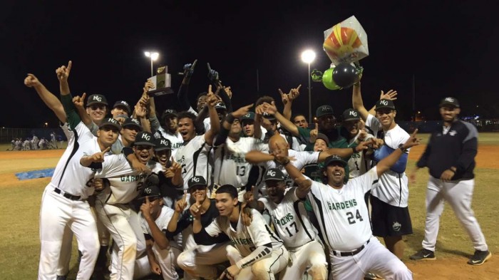 Hialeah Gardens Rallies For 9a 13 Title In 10 Innnings